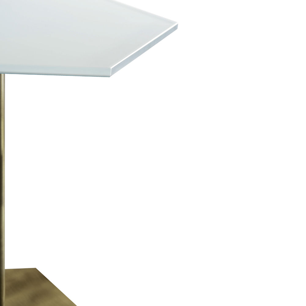 Ted - Table with glass top