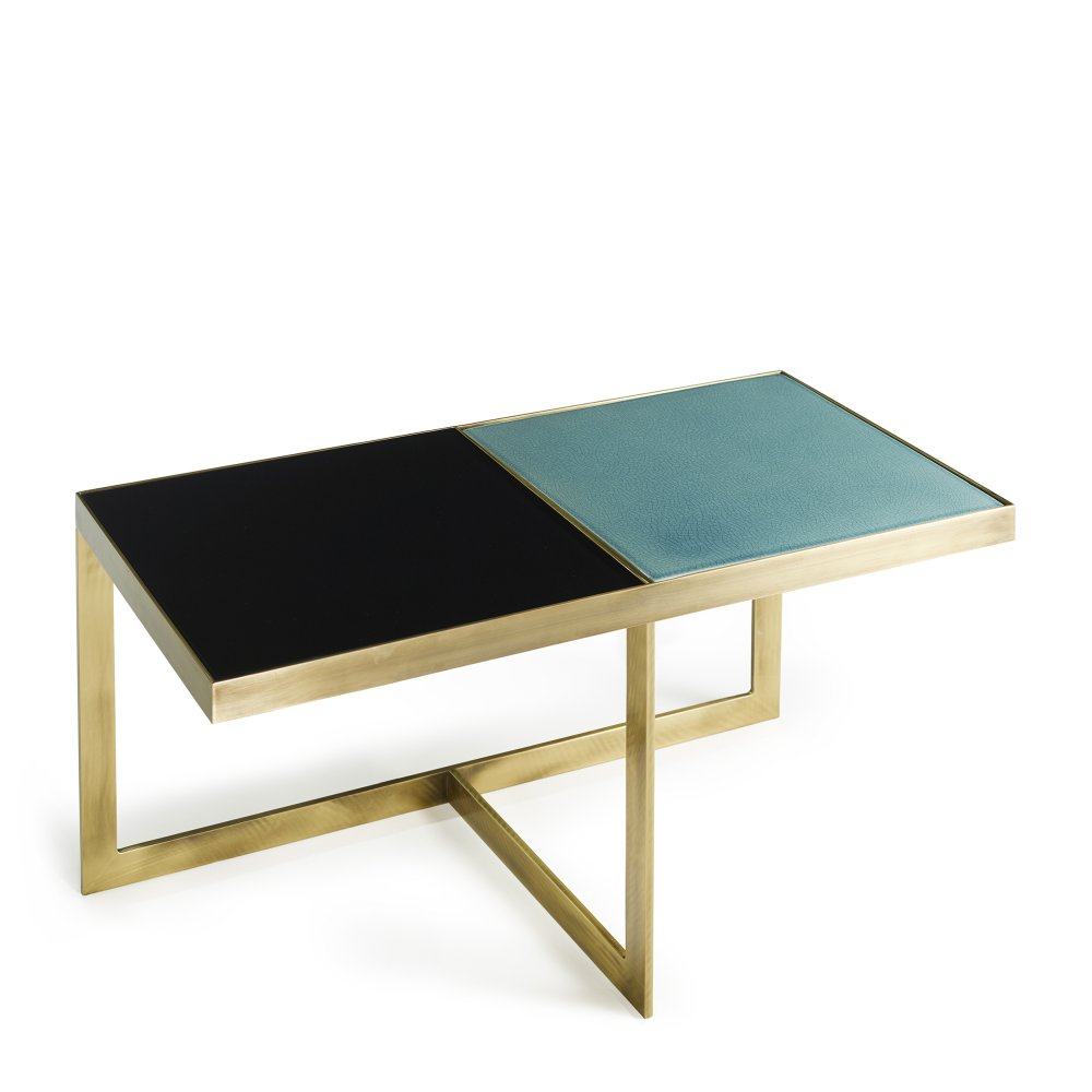 Carousel coffee table with online glass top